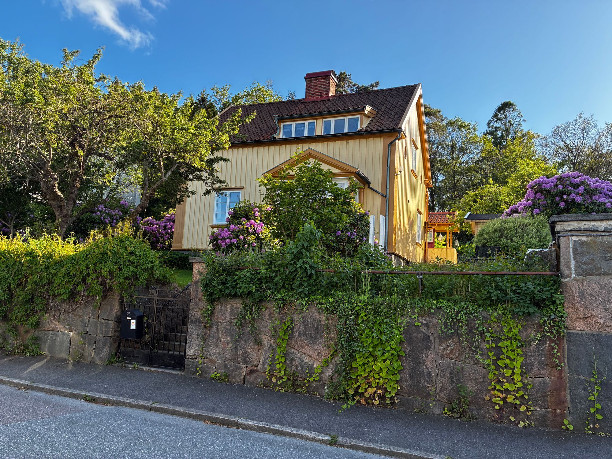 M central villa – bild 2 av 15