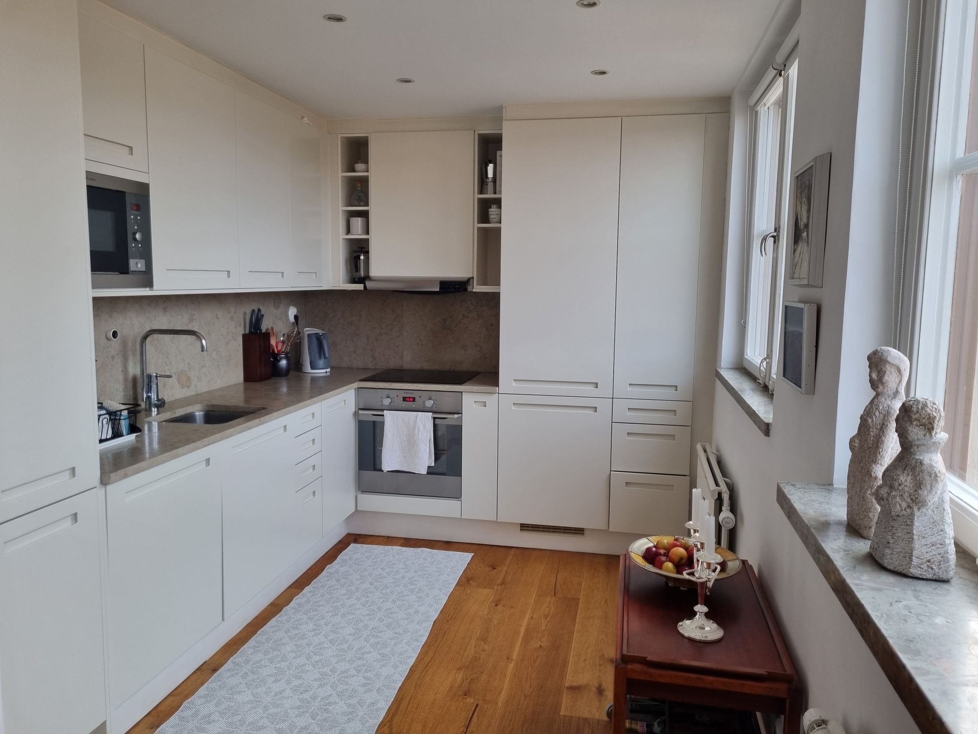 Mycket smakfull och fin 2:a i Visby innerstad – bild 3 av 9