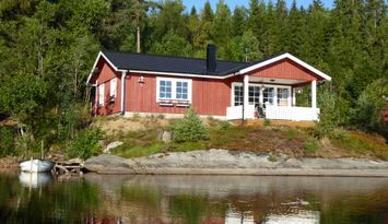 Sommarstuga i Revesjö, med strandtomt