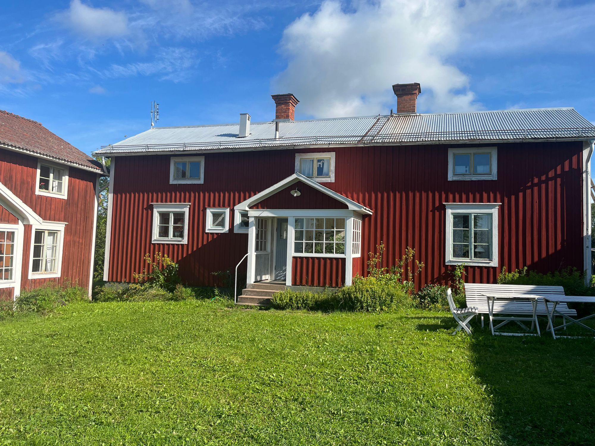 Charmig dalagård – bild 2 av 13
