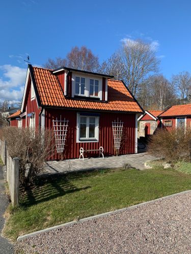 Stuga i Nättraby med 4 + 2 bäddar 7867 Stugknuten