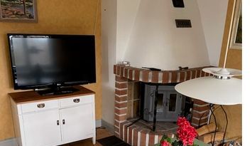 Gullig stuga med fantastiskt läge