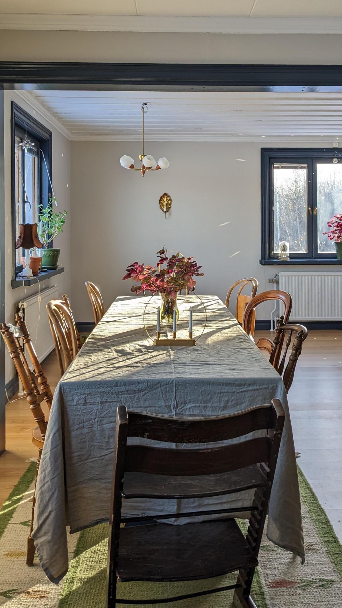 Familjevänligt hus med solig uteplats nära Ljusnan – bild 10 av 24