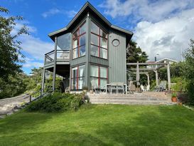 Villa i Göteborg med havsutsikt västläge, bad 150m