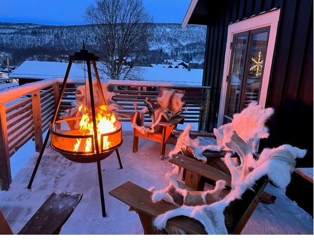 Stort Fjällhus mitt i Ramundberget. BOKA 2027 NU.