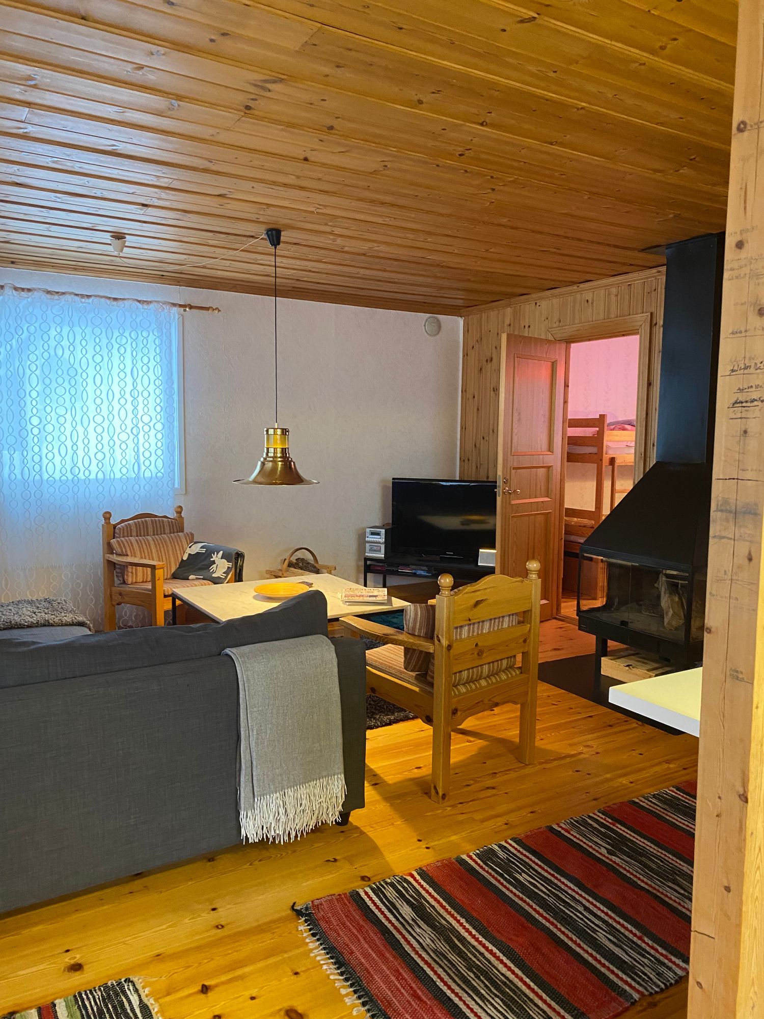 Fjällstuga vid skidbacken i vackra Borgafjäll – bild 8 av 13