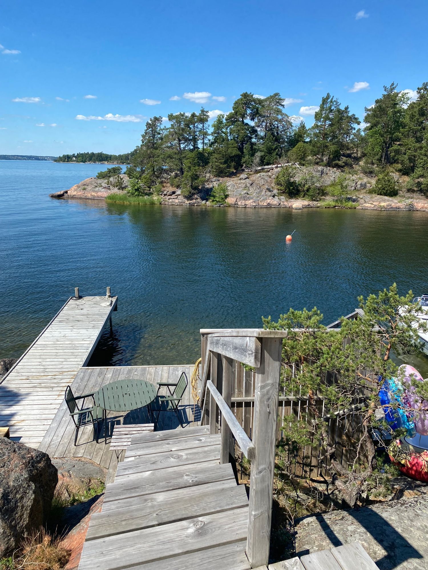 Stuga på sjötomt(egen brygga)nära Waxholm/Åkersber – bild 8 av 15