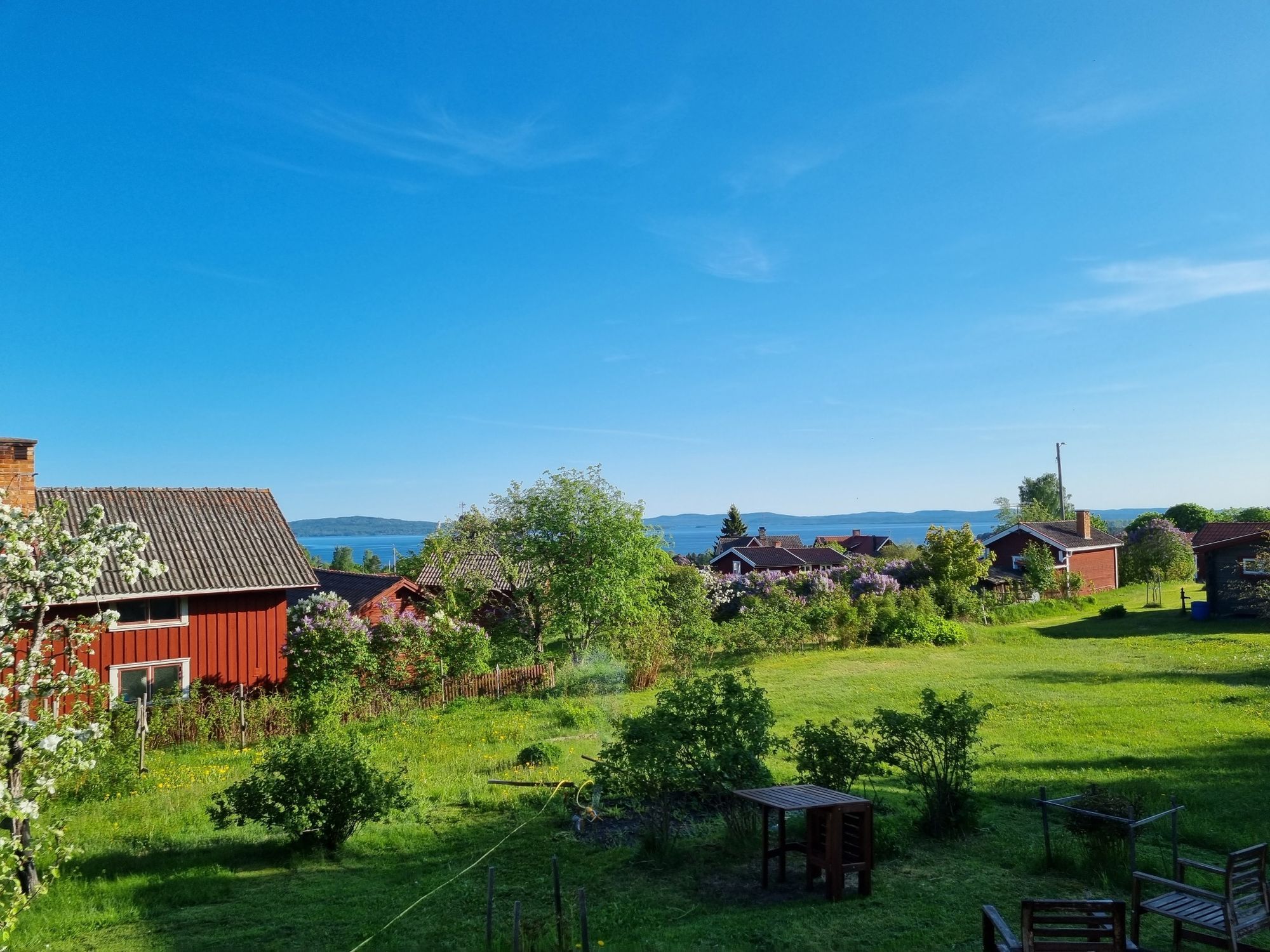 Stuga i Vikarbyn med utsikt över Siljan – bild 9 av 10