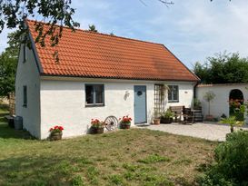 Stone cottage 20 km south of Visby