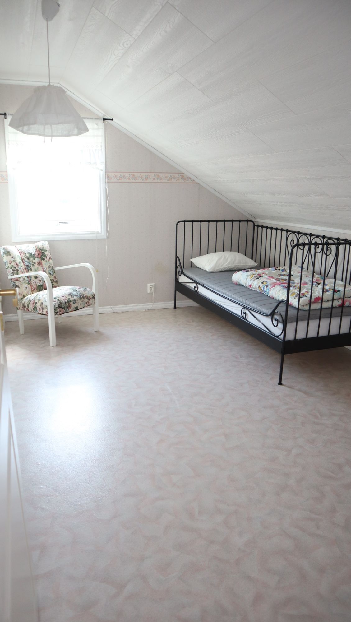 Lantligt hus med nära till naturen – bild 15 av 23