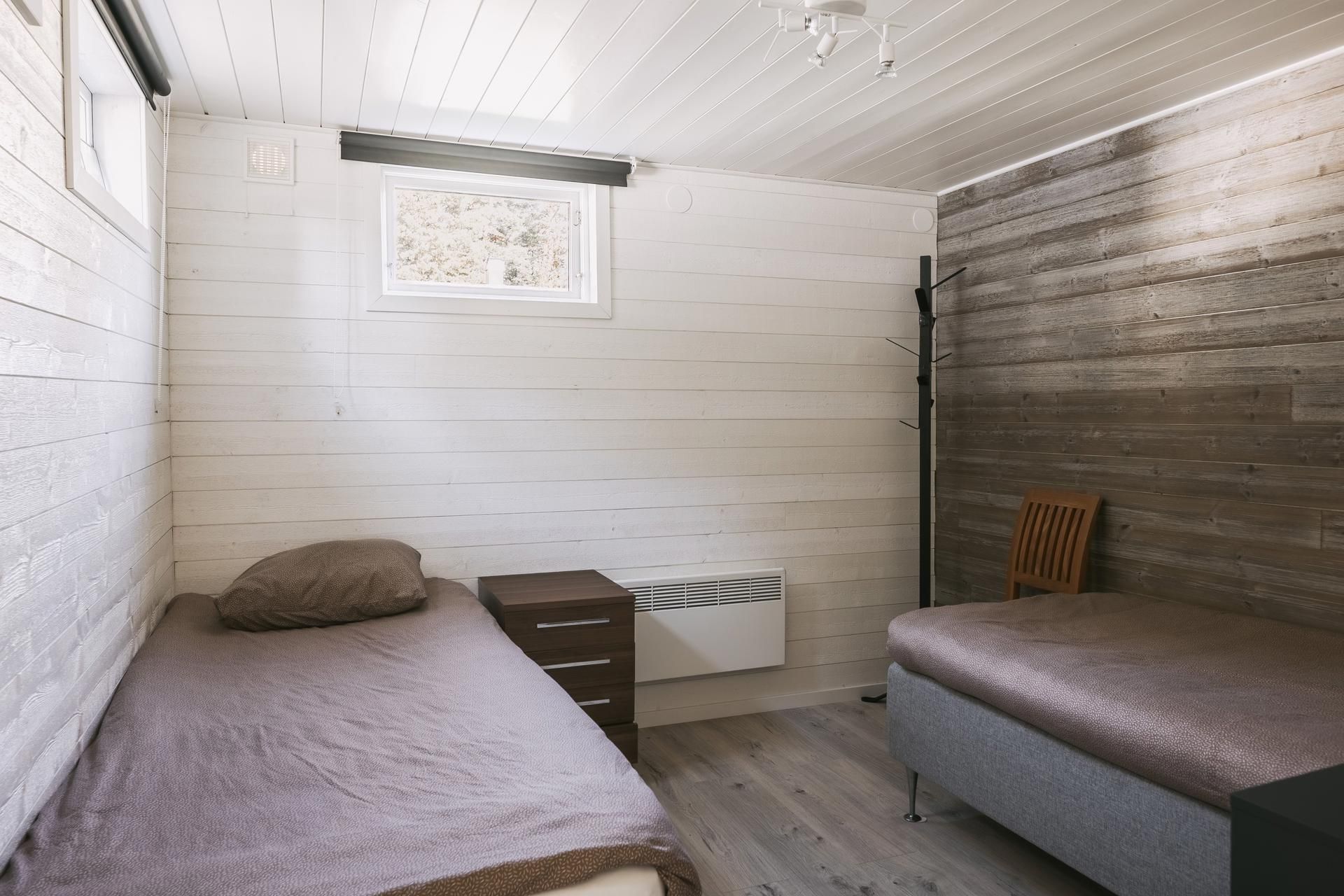 Sommarstuga på ö med närhet till vatten – bild 9 av 10