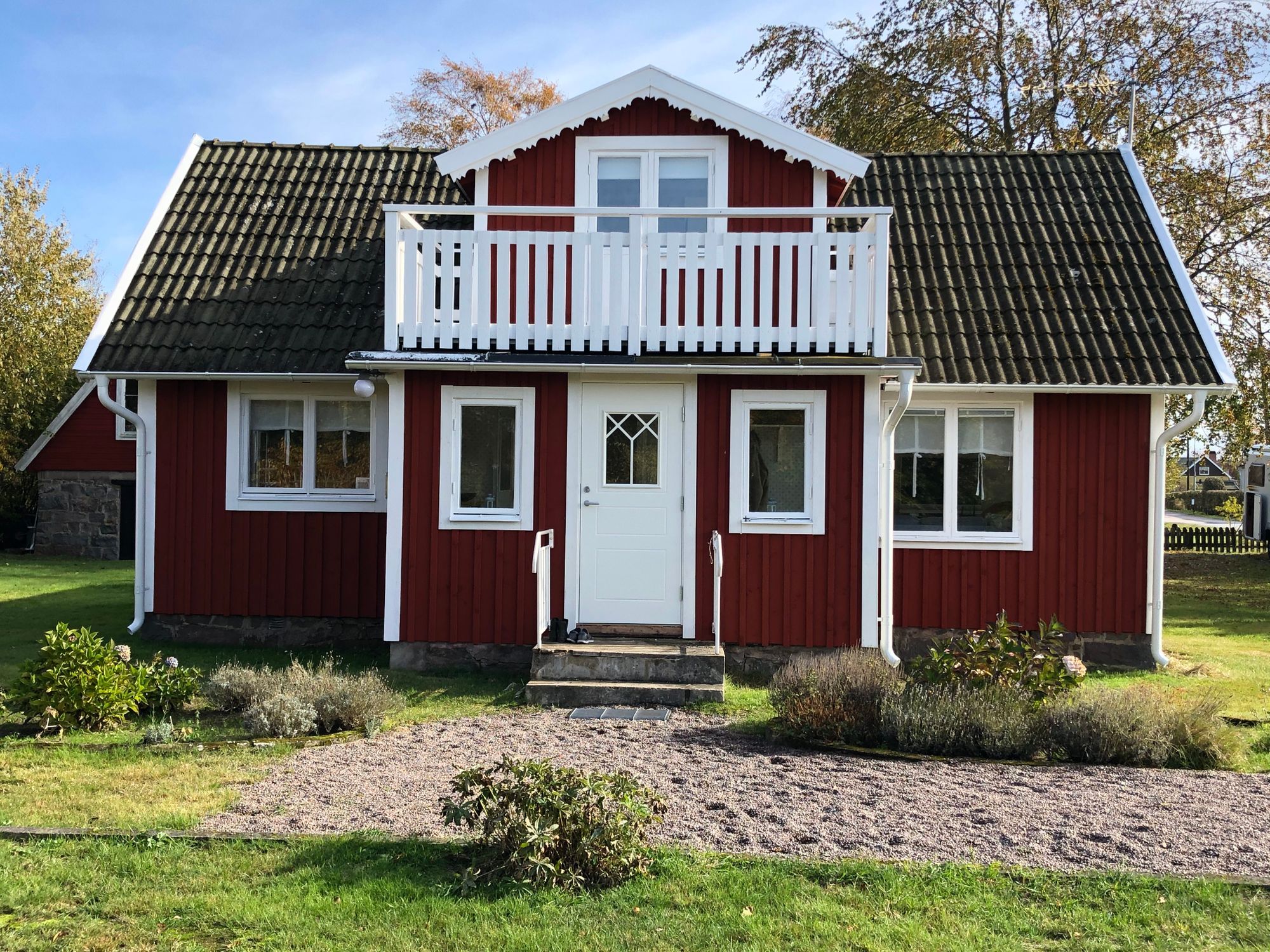 Havsnära stuga på skärgårdsö