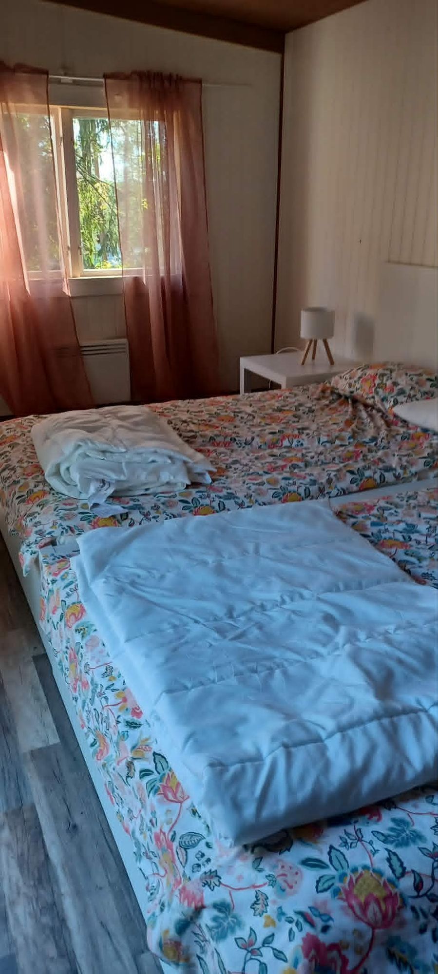 Charmig skärgårdsstuga med gäststuga uthyres – bild 10 av 21