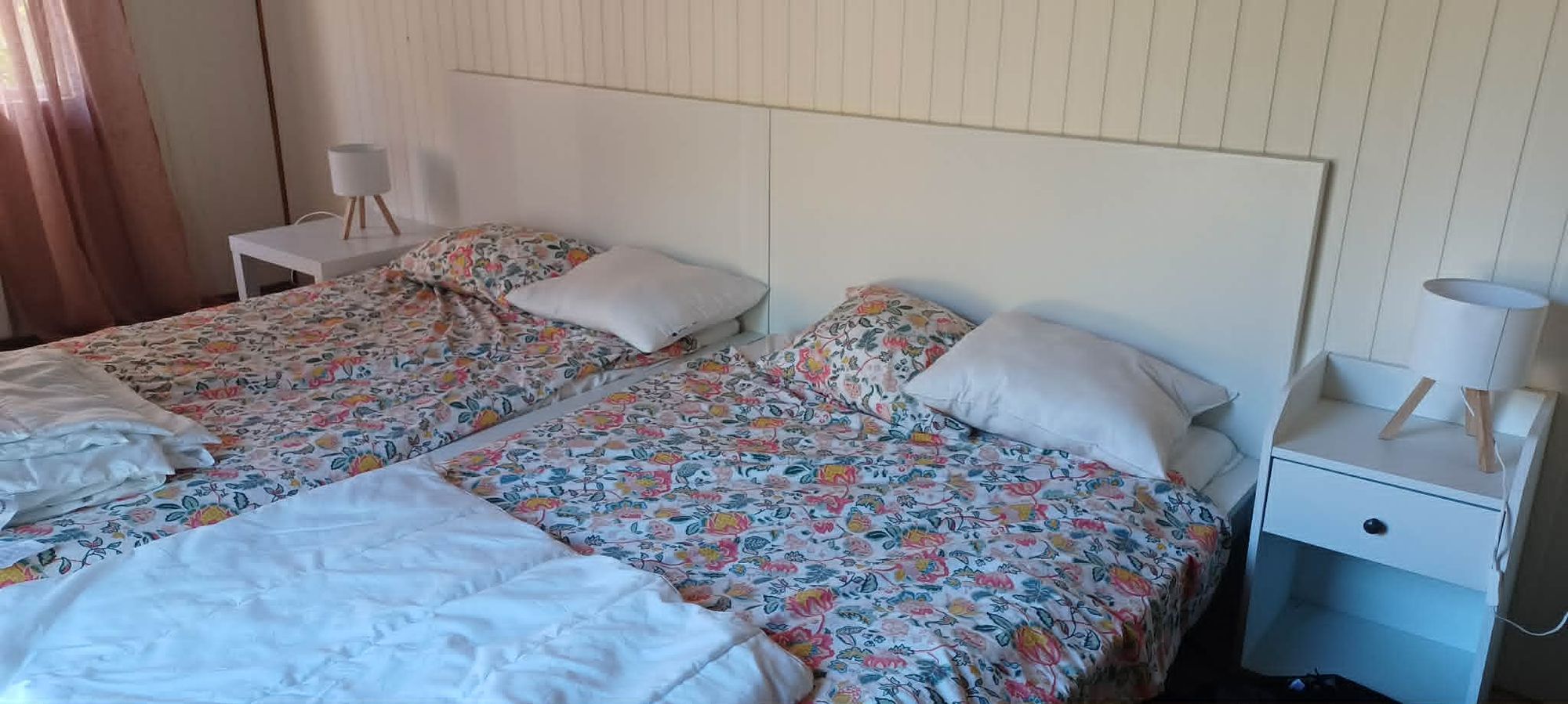 Charmig skärgårdsstuga med gäststuga uthyres – bild 3 av 21