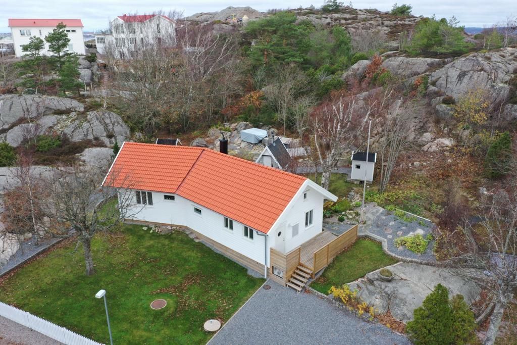 Mysig Skärgårdsvilla på Skaftö Bohuslän havsnära – bild 6 av 24