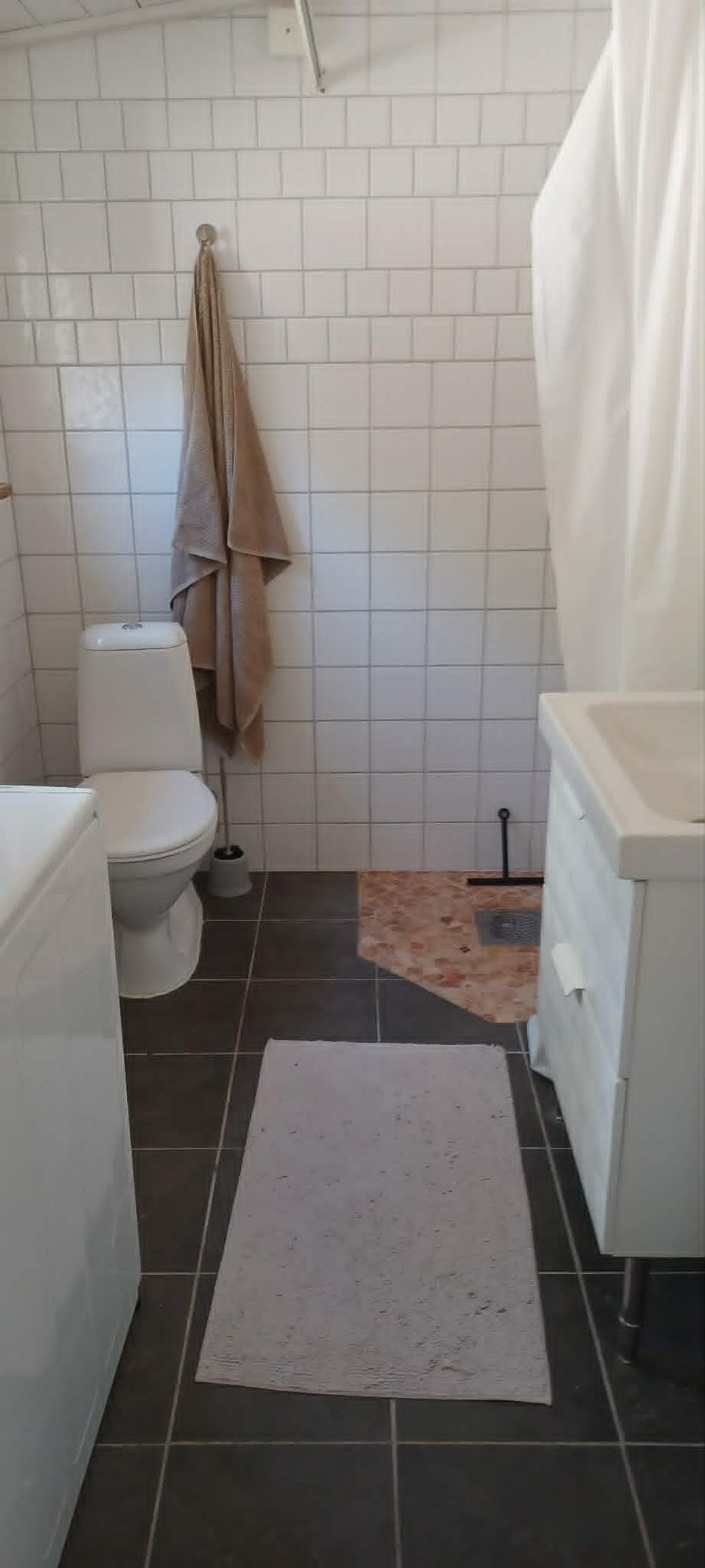 Charmig skärgårdsstuga med gäststuga uthyres – bild 15 av 21