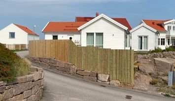 Hus i Bovallstrand