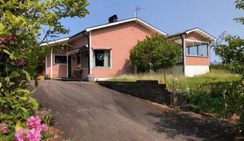 Havsnära Sommarhus i Bohuslän nära Skaftö.