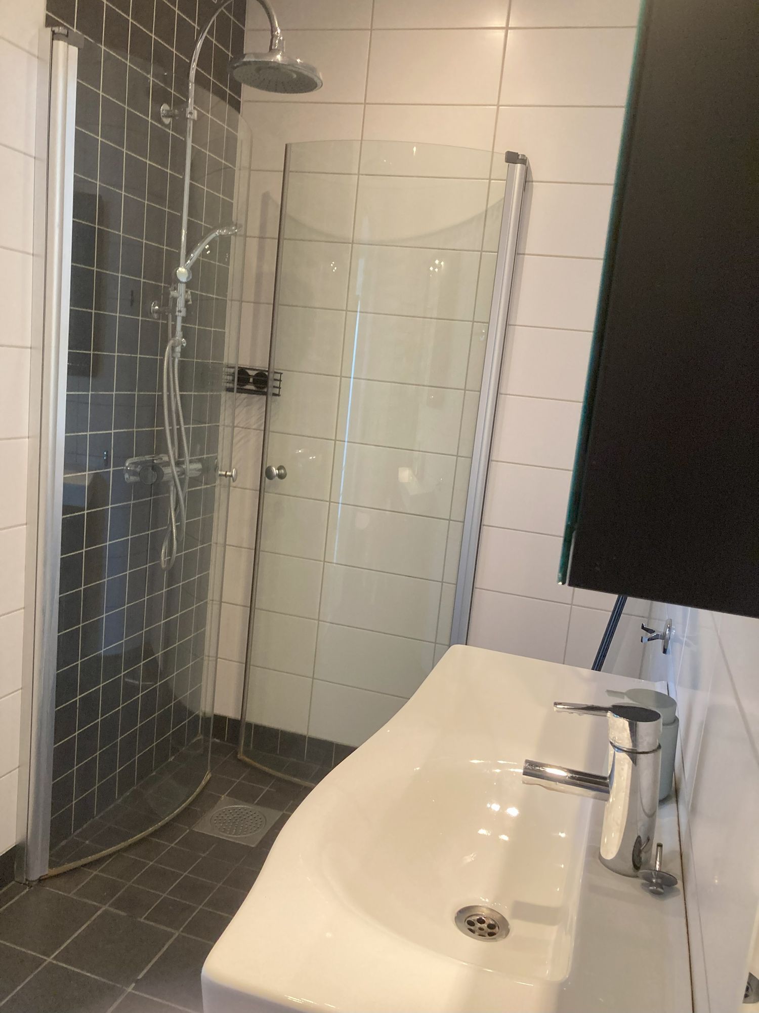 Strandnära ölandsidyll vid havet – bild 16 av 24