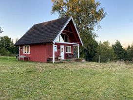 Cottage only 3 km from the university