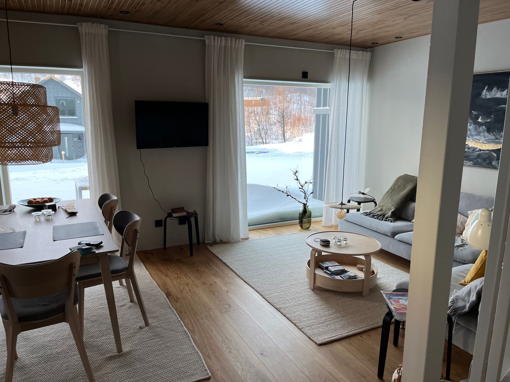 Stuga för familj, vänner, (hund) Tänndalens Alpina