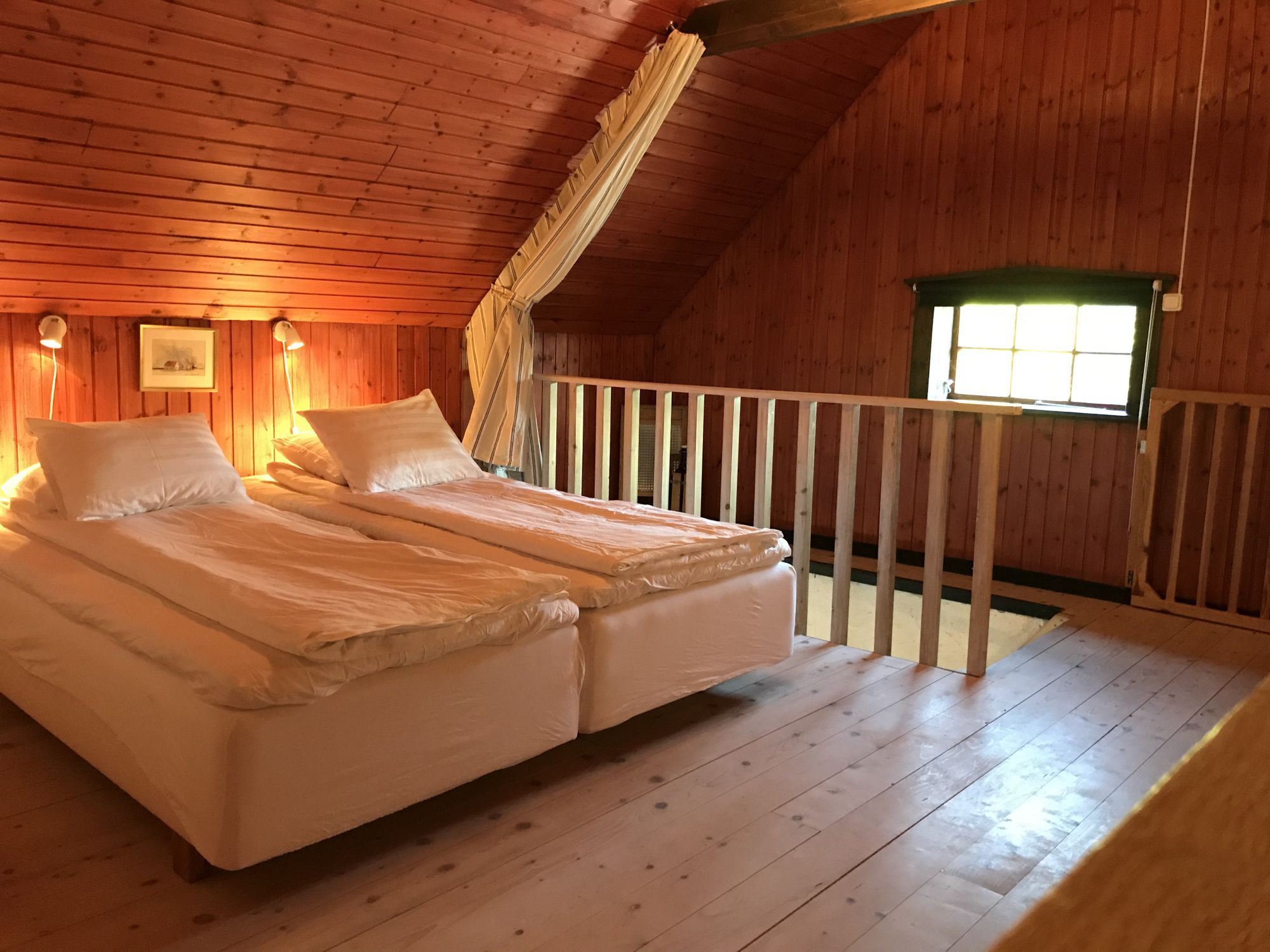 Trivsamt havsnära i Stenkyrka, Gotland – bild 9 av 14