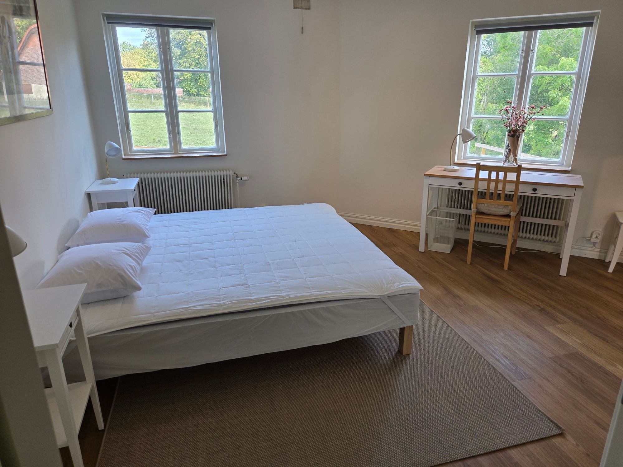 Nyrenoverad bostad i slottsmiljö – bild 5 av 11