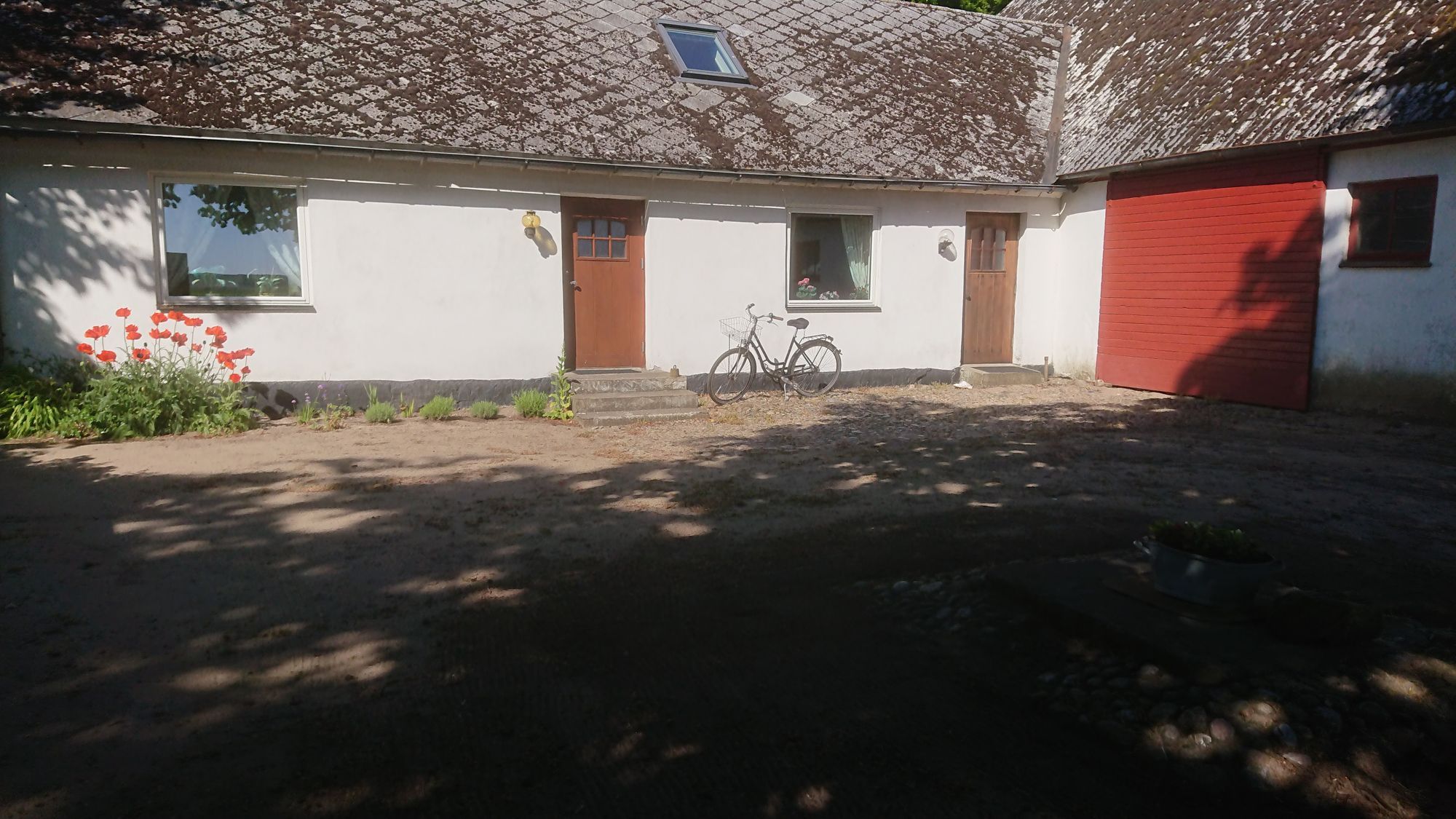 Lantlig idyll på Österlen – bild 6 av 14