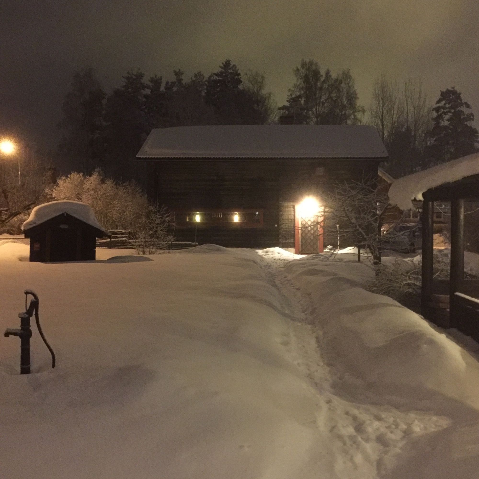 Charmig stuga på dalagård nära Romme Alpin – bild 16 av 16