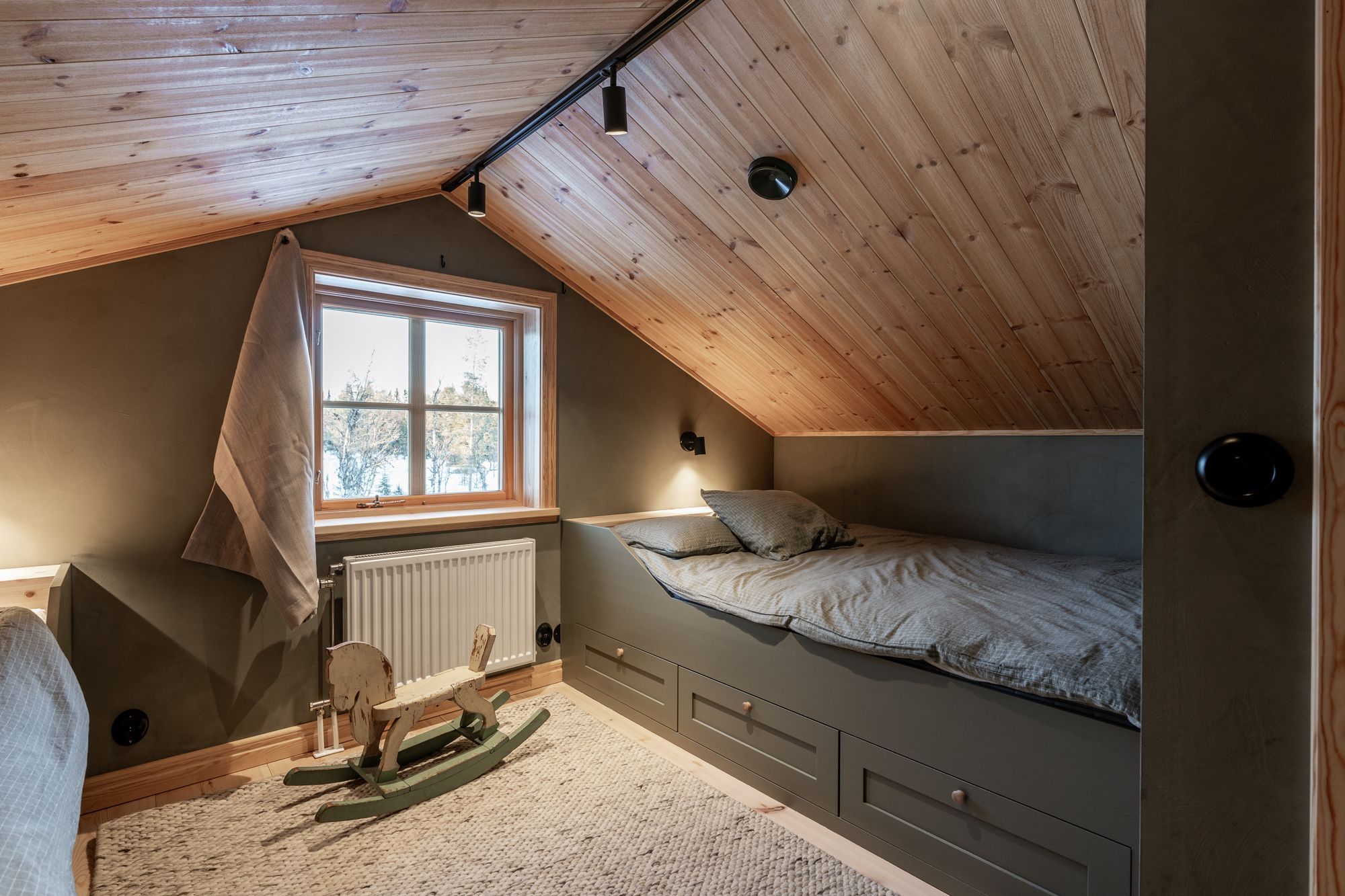 Vackert fjällhus med många sängplatser – bild 16 av 22