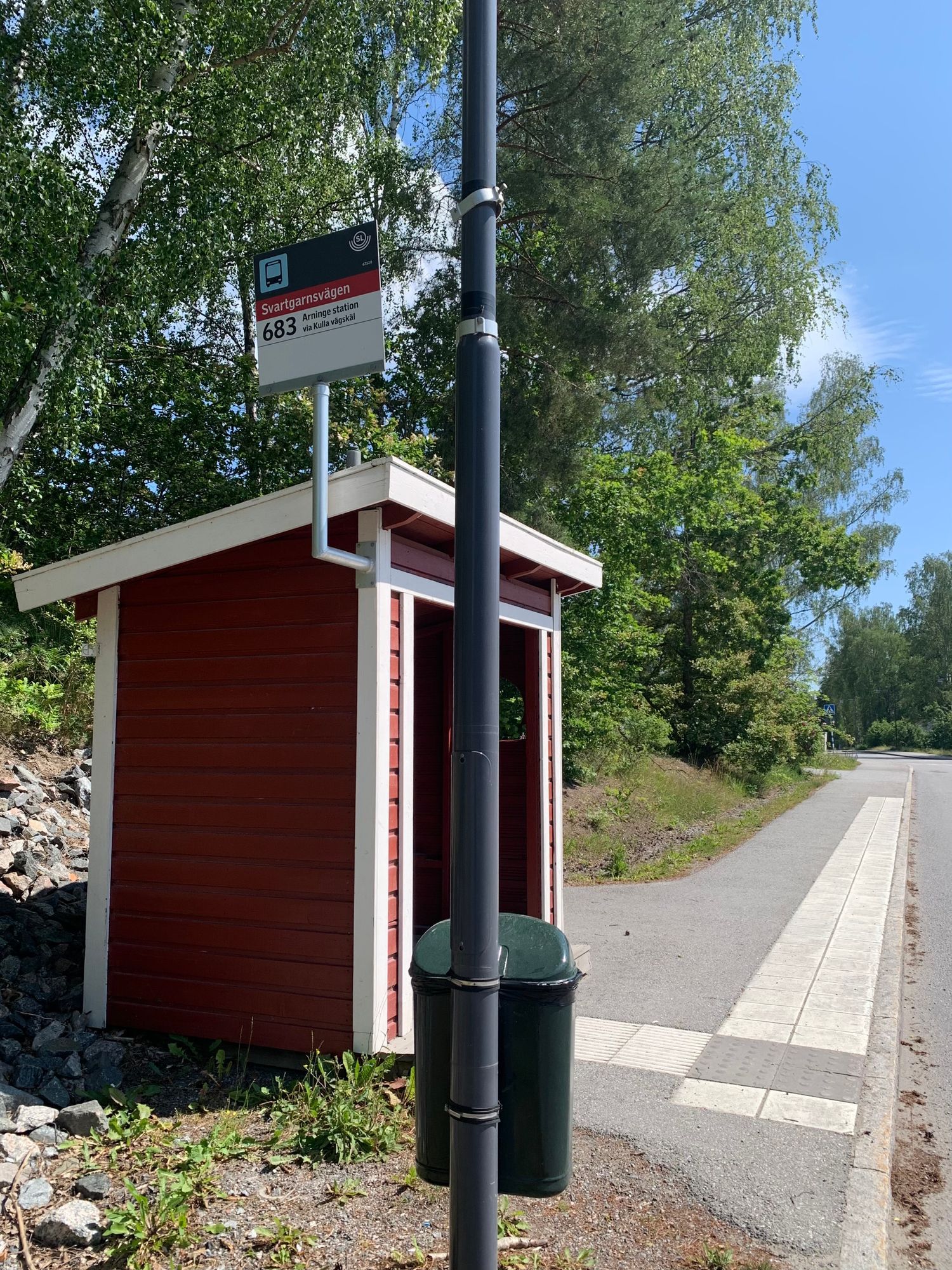 Kustnära och trivsam Gäststuga vid skogsbrynet – bild 24 av 24