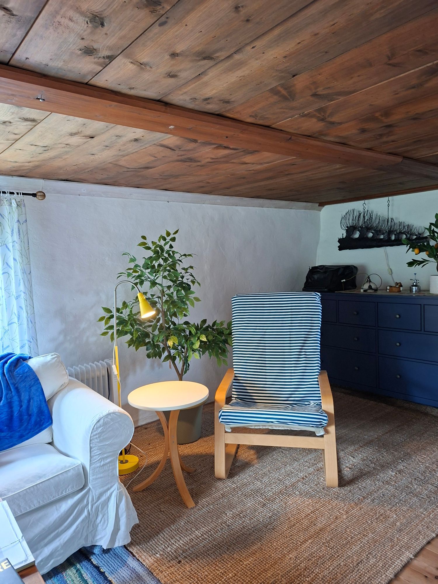 Mysigt litet hus på landet. – bild 22 av 24