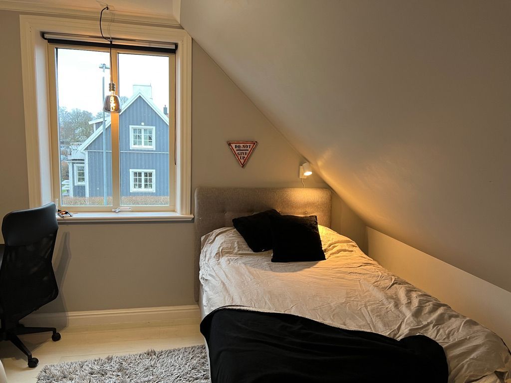 Central mysig villa i Visby – bild 10 av 24