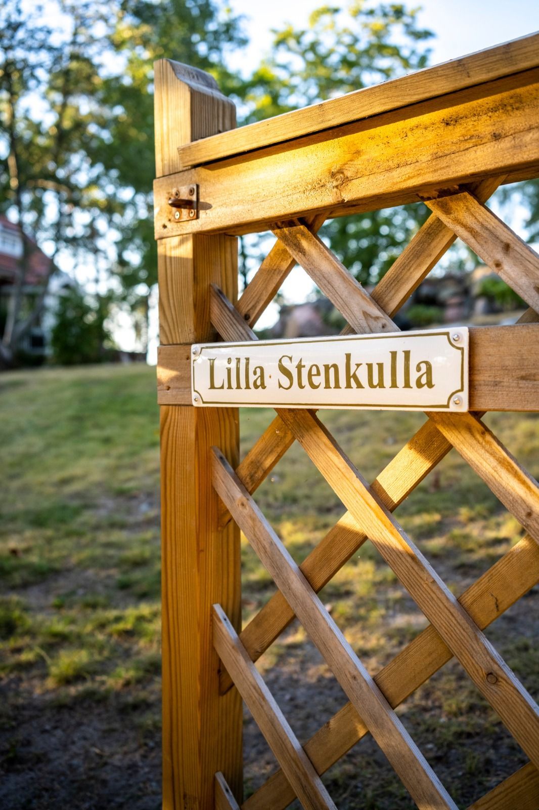 Magisk stuga på sjötomt med egen brygga – bild 18 av 18