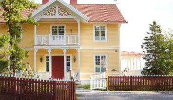 Nybyggd villa med havsutsikt -Resarö