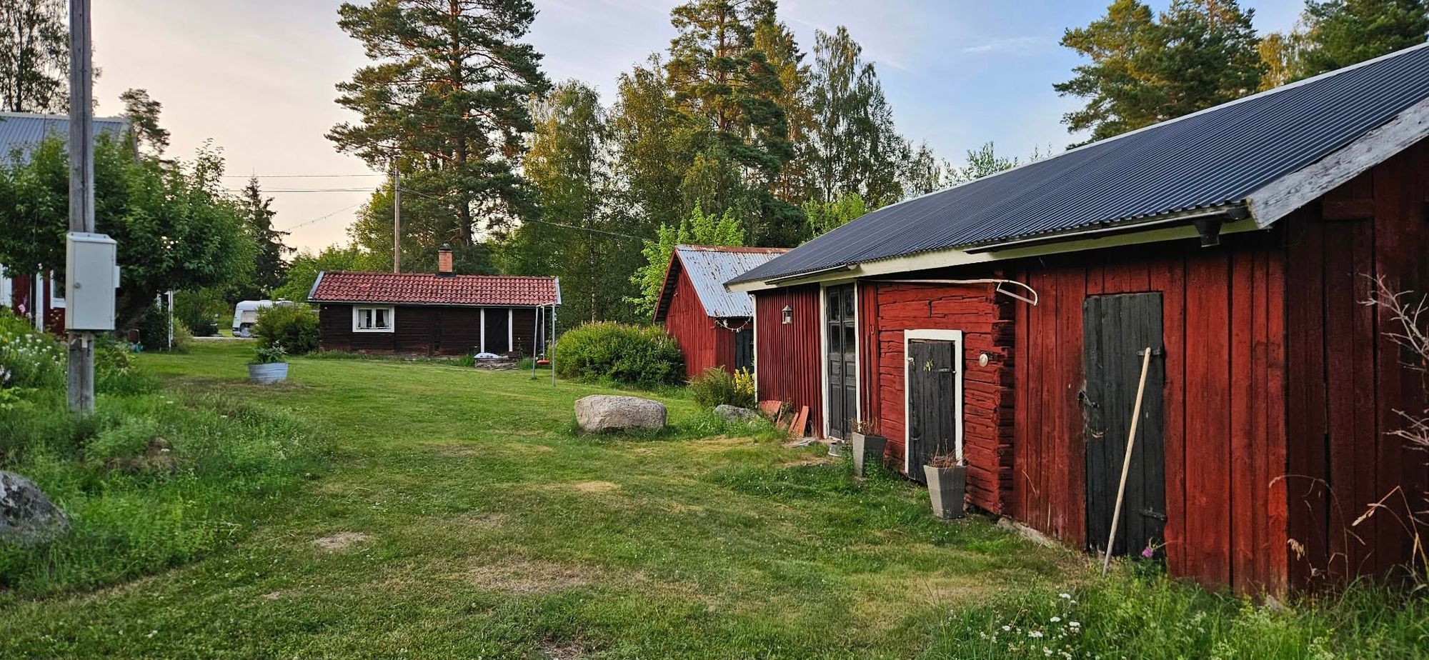 Charmigt och familjevänligt året-runt-boende – bild 3 av 15