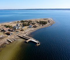 Sjöbod direkt vid Kalmarsund