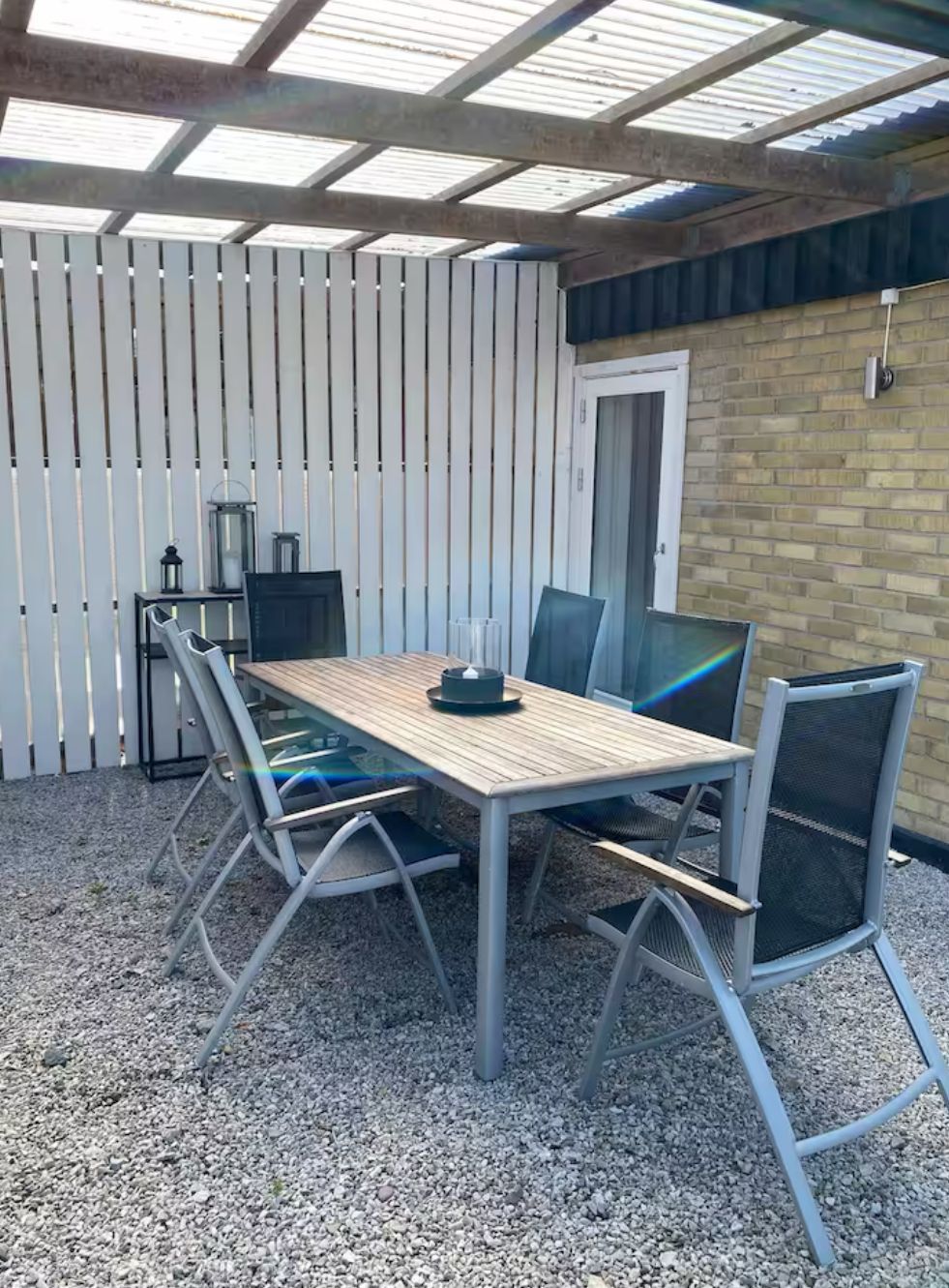 Mysigt hus på landet med närhet till stan. – bild 17 av 18