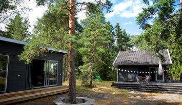 Mysig stuga nära havet (gäststuga och bastu)