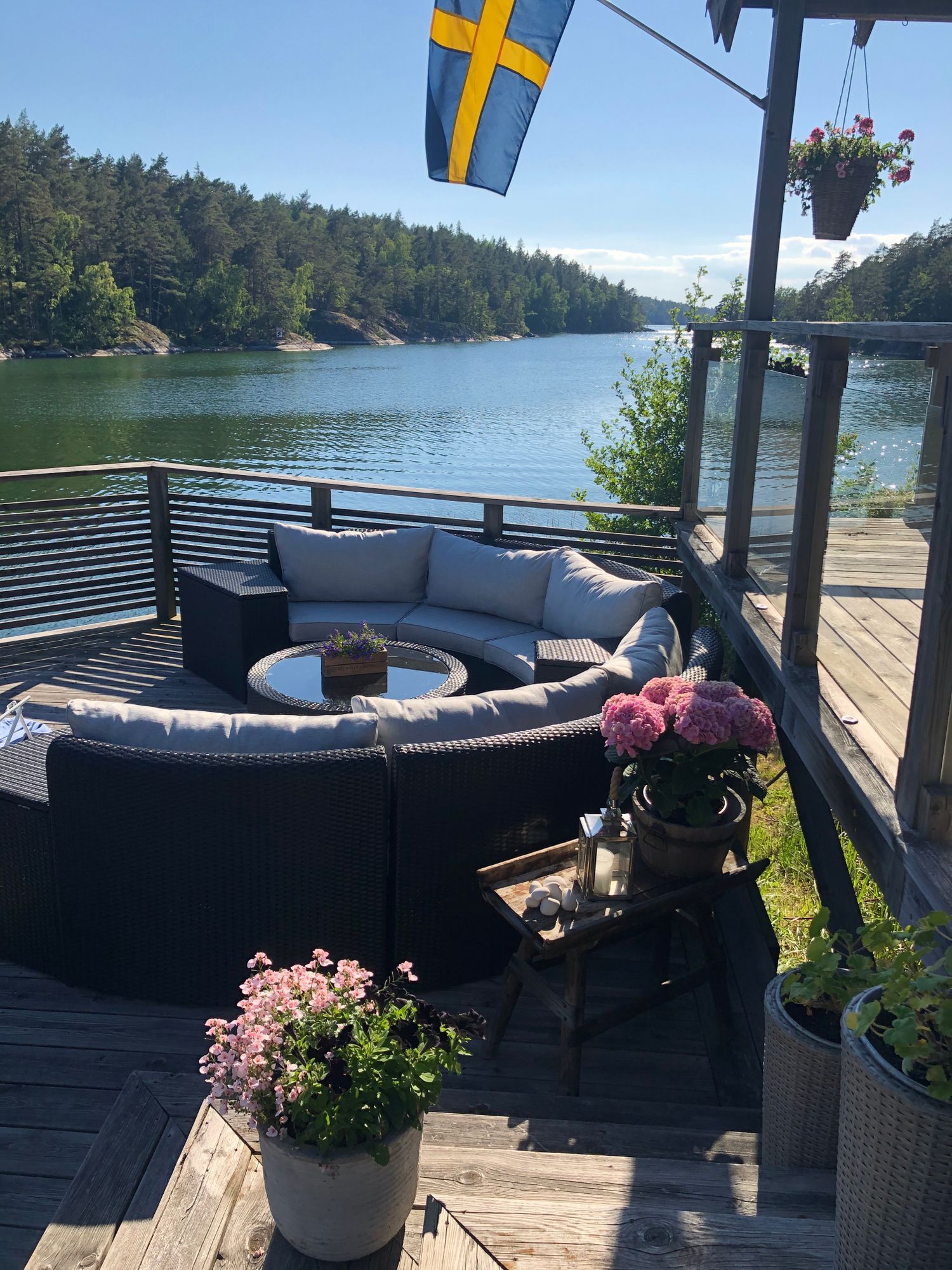 Unikt semesterparadis på sjötomt med egna bryggor – bild 8 av 17