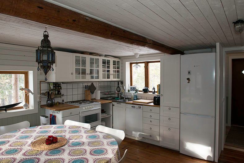 CHARMIGT TIMMERHUS I STOCKHOLMS SKÄRGÅRD – bild 9 av 22