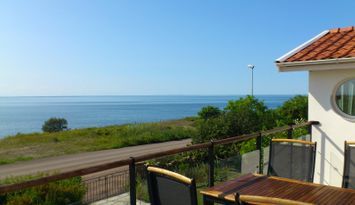 ÖLAND-Villa med havsutsikt i naturskön miljö