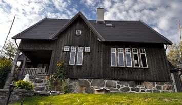 Large Unique Villa close to the sea in Gothenburg