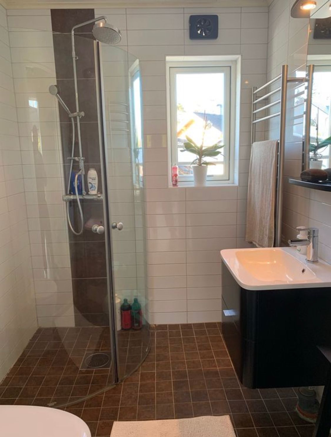 Skärgårdsvilla med stor terass, pool och jacuzzi! – bild 15 av 24
