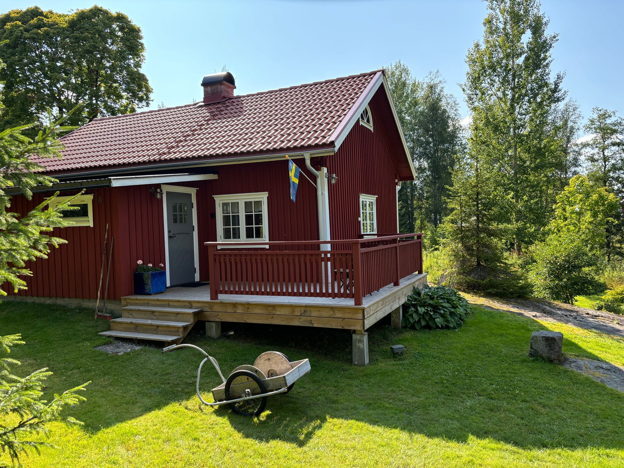 Stuga med närhet till vandring, bad & fiske. – bild 5 av 24