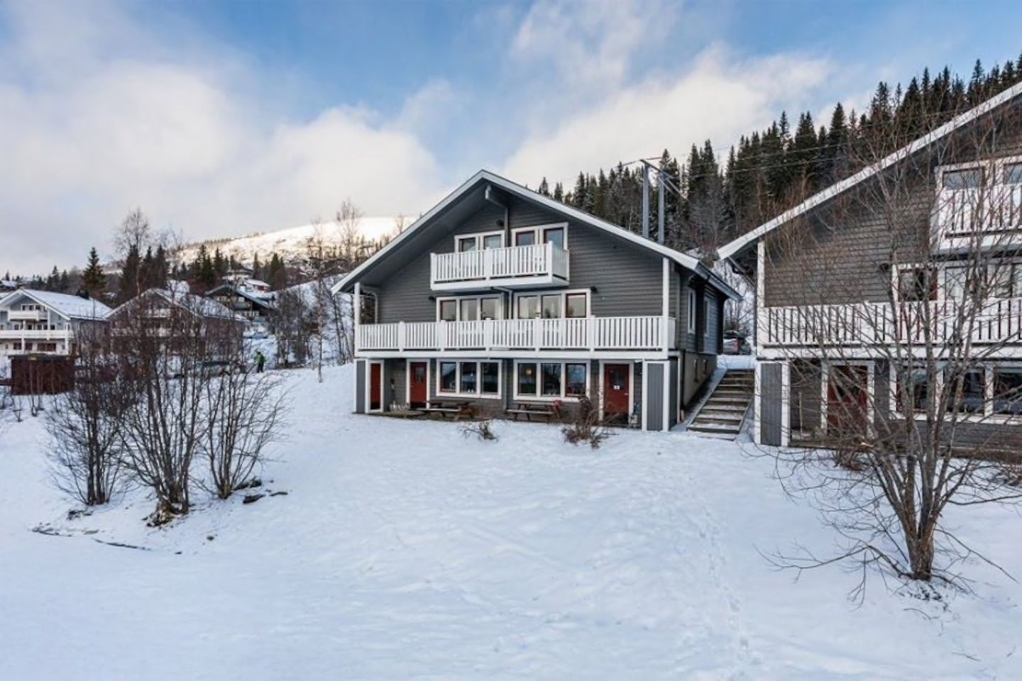 Fin lägenhet med ski-in, nära affär och resturang – bild 13 av 15
