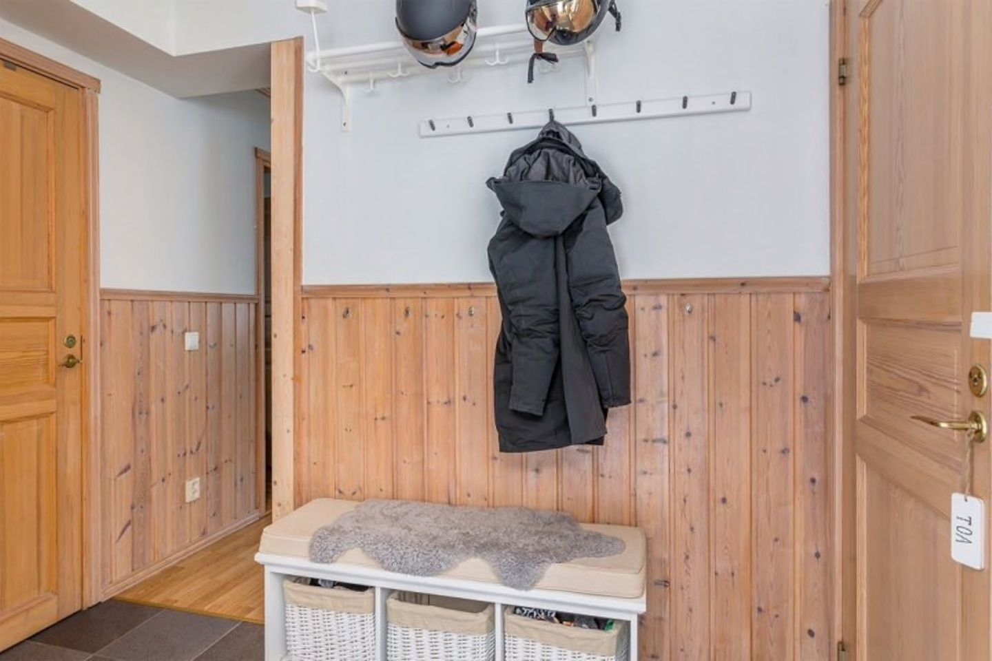 Fin lägenhet med ski-in, nära affär och resturang – bild 12 av 15