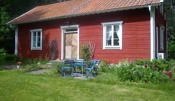 Cozy cottage in beautiful surroundings