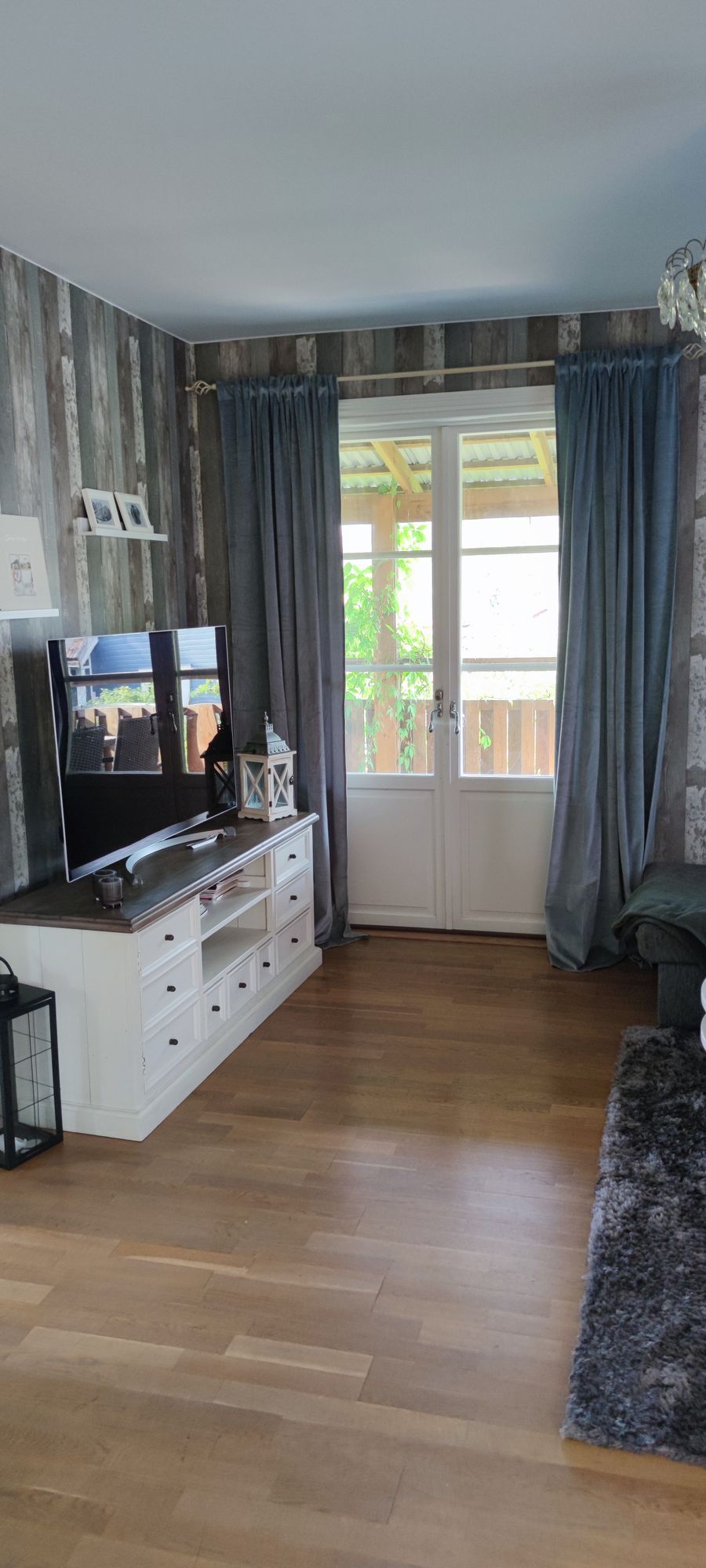 Fantastiskt hus med fina altaner – bild 4 av 15