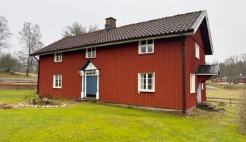 Historisk villa i vacker natur |SE08051